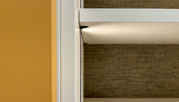 Unterbeleuchtung von Regalsystemen.